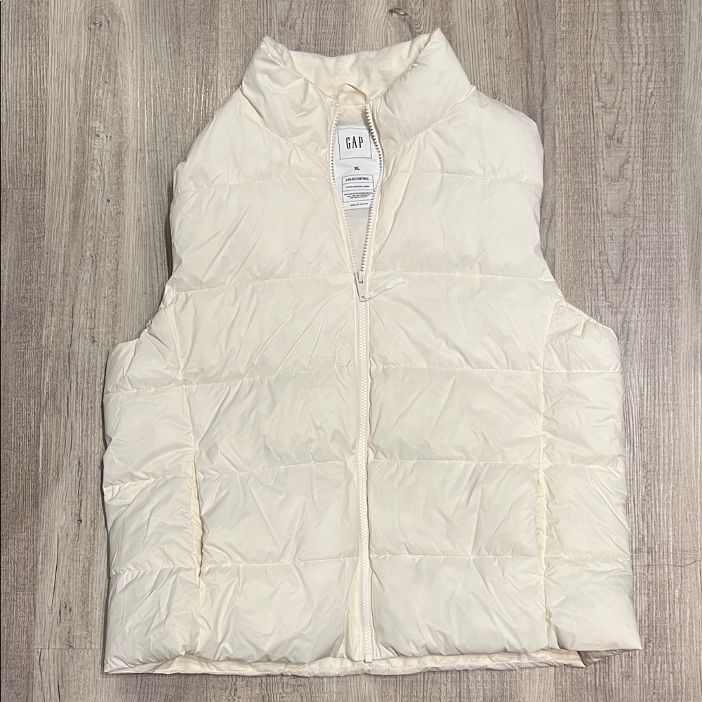 GAP Off-White Quilted Vest
